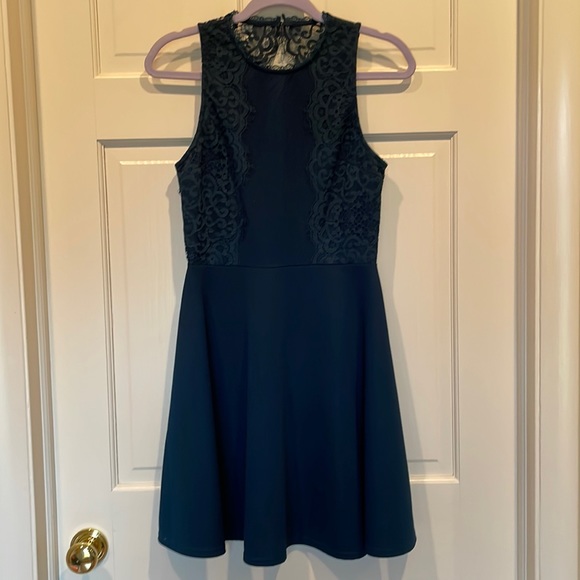 Francesca’s Collections Teal Lace Open Back Dress, Size Small - Picture 2 of 6